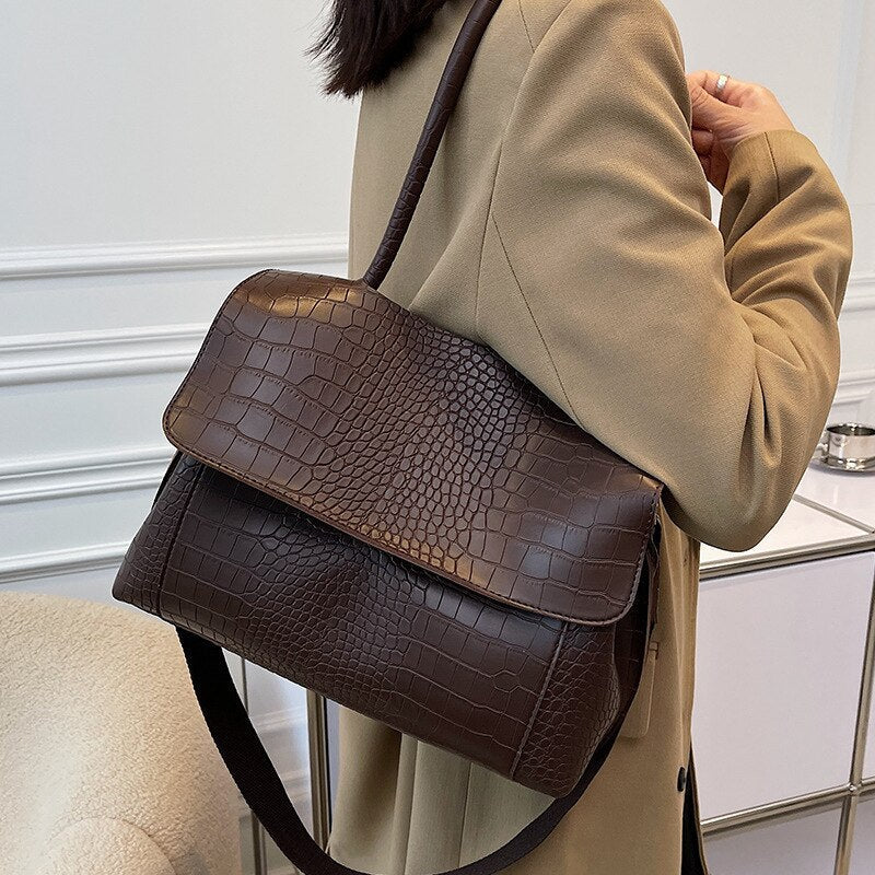 Vintage Crocodile Pattern Bag Women